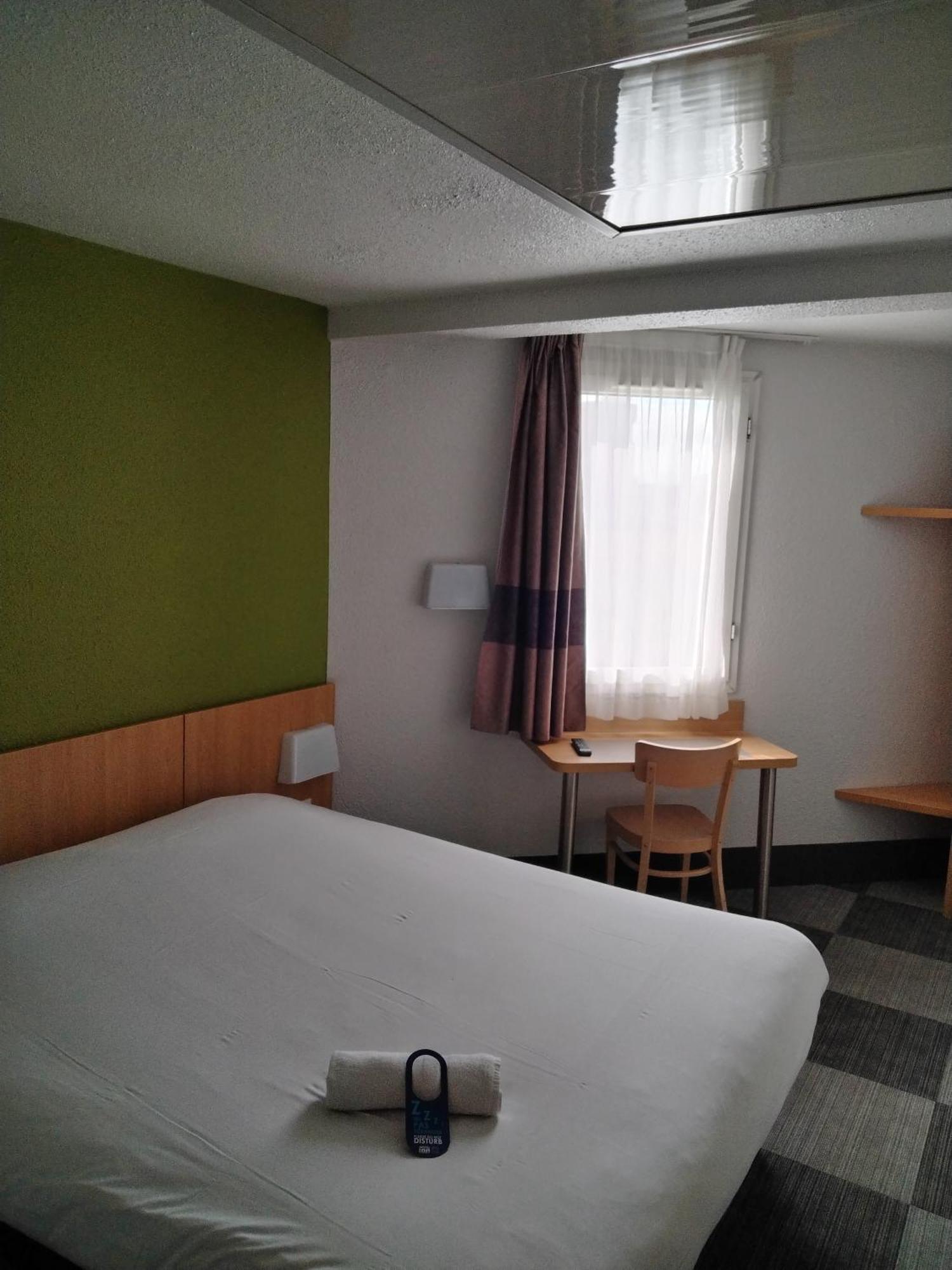 Hotel Inn Design Montluçon Exteriör bild