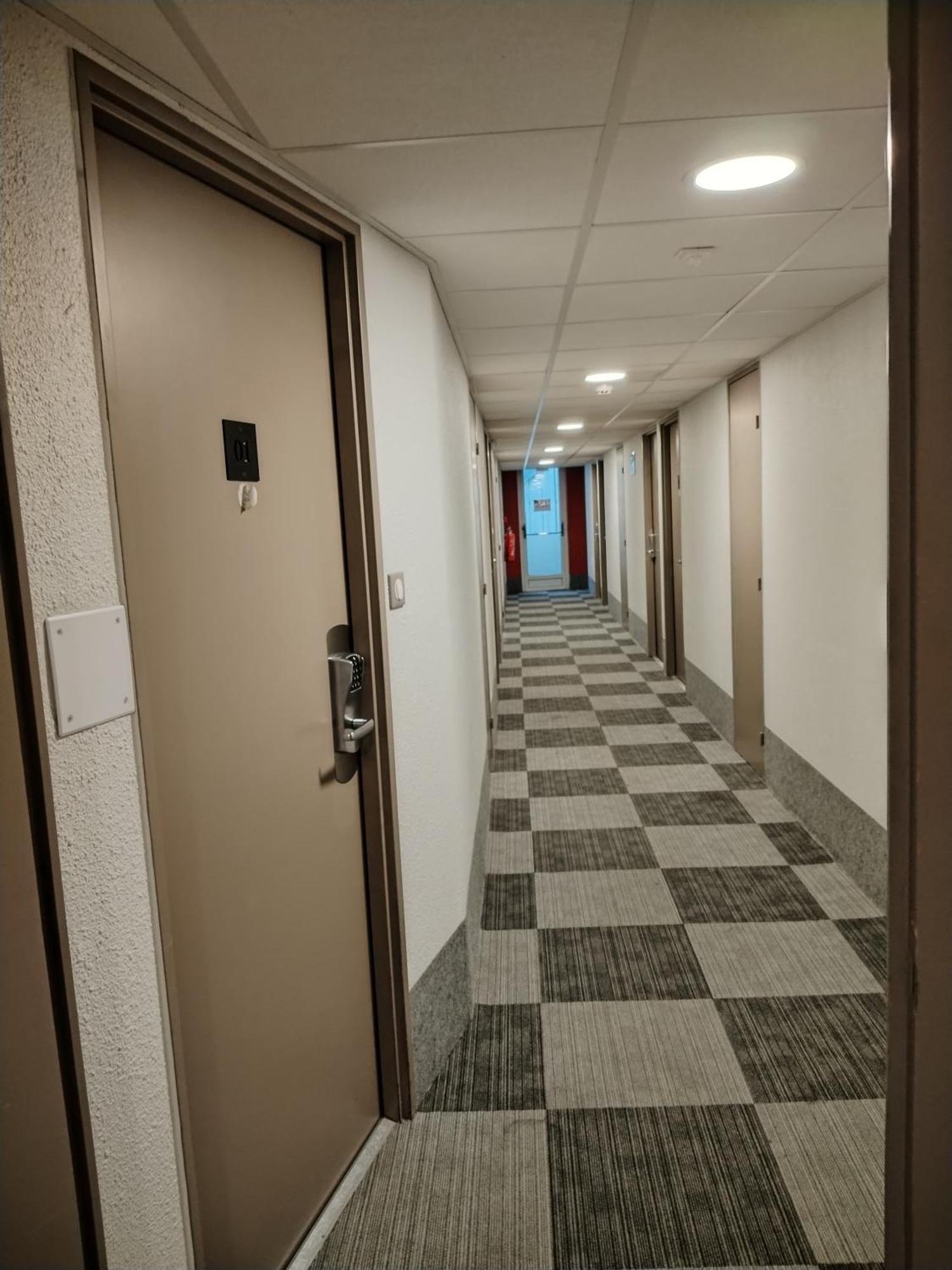 Hotel Inn Design Montluçon Exteriör bild