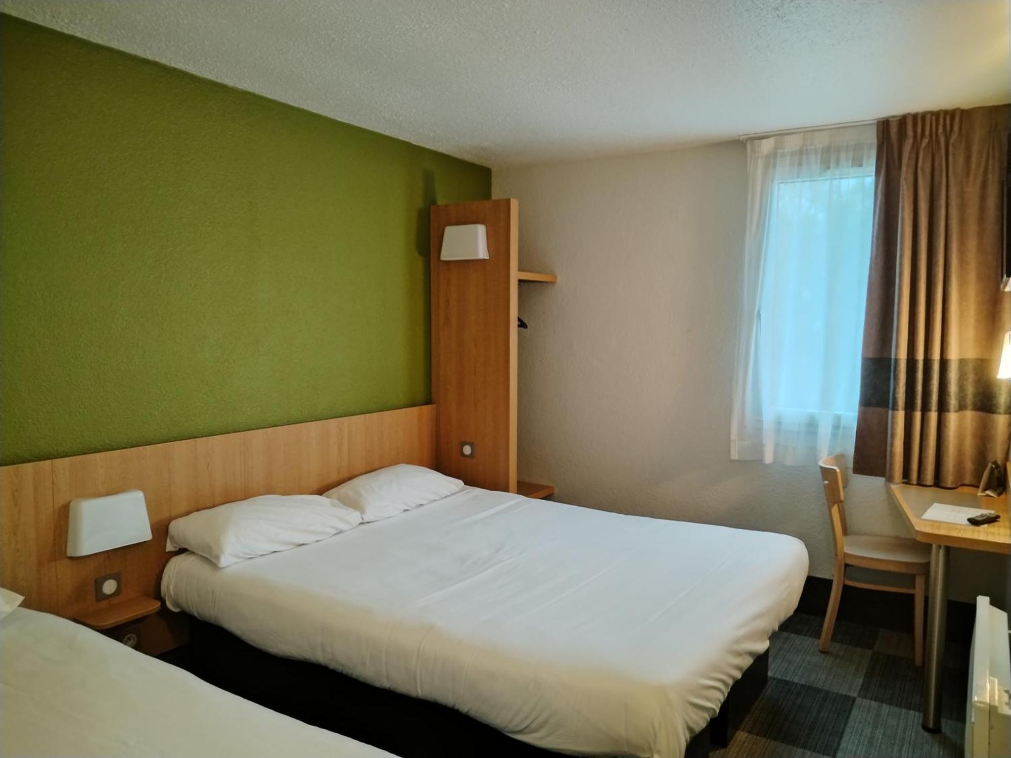 Hotel Inn Design Montluçon Exteriör bild