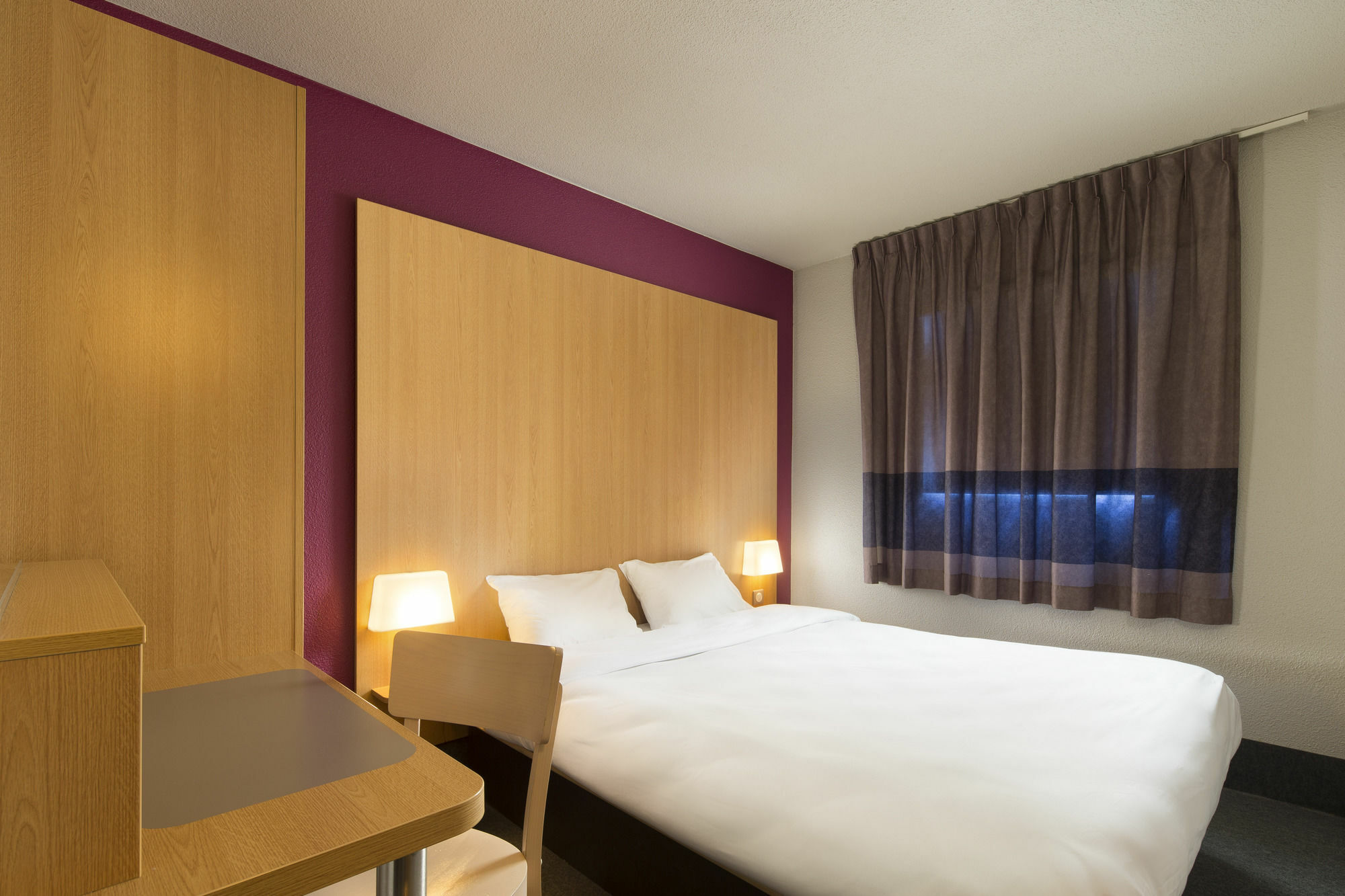 Hotel Inn Design Montluçon Exteriör bild